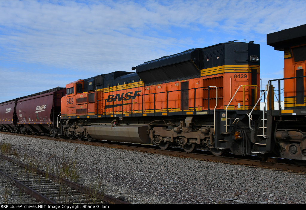 BNSF 8429 Roster shot